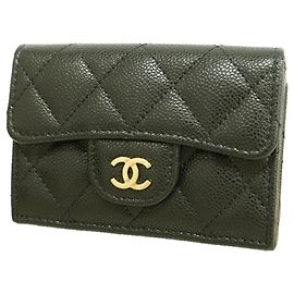 Carteira Tri-fold Chanel Matelassé em couro de bezerro granulado preto Preto