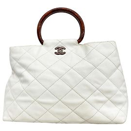 Bolsa Chanel Matelassé Branco