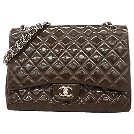 Bolsa de ombro Chanel em couro envernizado castanho Marrom