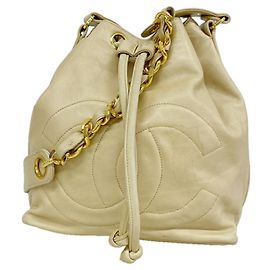 Bolsa de ombro Chanel em couro bege Bege