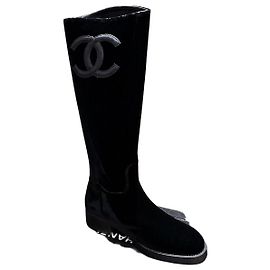 Chanel Stivali Alti in Velluto Nero Nero