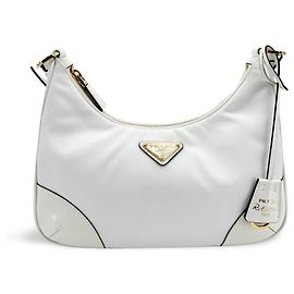 Prada Re-Edition 2004 Nylon and Leather Weiß