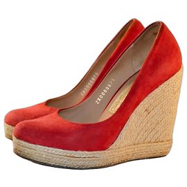 Salvatore Ferragamo Alpargatas de Cuña de Ante Rojo Roja