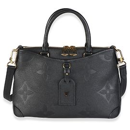 Louis Vuitton Black Monogram Empreinte Trianon PM Schwarz