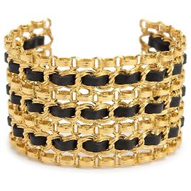 Chanel Bracciale Cuff Pelle e Oro Nero D'oro