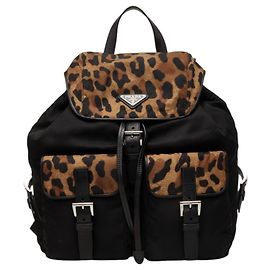 Zaino Prada in Tessuto leopardato con placca logo Triangle Marrone Nero