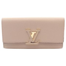 Louis Vuitton Portefeuille Capucines Bi-fold Long Wallet Beige Autre