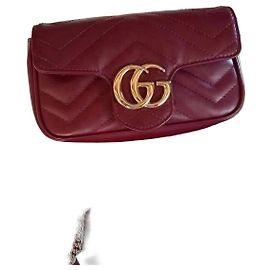 Gucci GG Marmont Mini Borsa a Tracolla Pelle Bordeaux Bordò