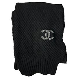 Chanel sciarpa con logo CC in lana nera Black