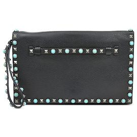 Clutch de Pulso Valentino Rolling Rockstud em Couro Preto Preto