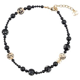 Collana di perle sintetiche Chanel Coco Mark Nero Crudo