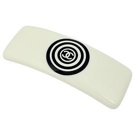 Fermiette Chanel in plastica bianca Bianco