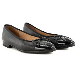 CHANEL - Sapatilhas Chanel em couro liso e couro envernizado preto (T35,5) Preto