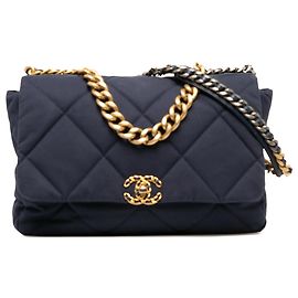 Bolsa Chanel Maxi Canvas 19 Flap Satchel Azul Azul