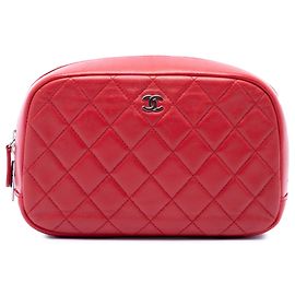 Neceser Curvy Chanel Medium de piel de cordero acolchada CC rojo Roja