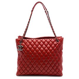 Bolsa New Bubble Large em pele de cordeiro acolchoada vermelha Chanel Vermelho