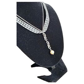 Collana Miu Miu in argento con perla Bianco Silver hardware