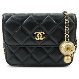 CHANEL Mini Borsa a Spalla con Catena in Pelle d'Agnello Matelassé Nero Nero D'oro
