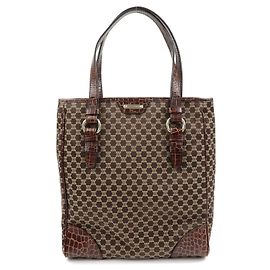 Céline Saco Tote e Bolsa de Mão CELINE Macadam em Lona e Couro Gravado Castanho Marrom