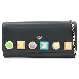 FENDI Portafoglio Lungo a Spalla con Catena e Borchie in Pelle Nero 8M0365 Nero