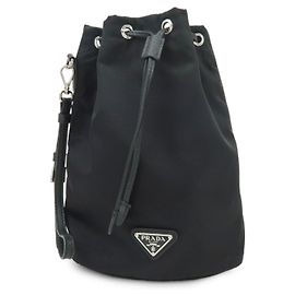 PRADA Bolso Pouch de Nylon y Piel Saffiano con Logotipo Triangular Negro 1NS369 Negro