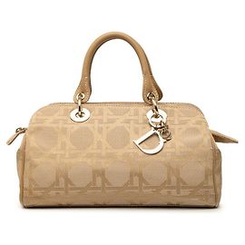 Christian Dior Cannage Handtasche Beige