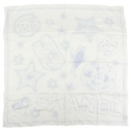 Écharpe CHANEL Camelia COCO Mark 100% Soie Ours Pingouin Blanc Bleu Clair Blanc Bleu