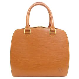 Sac à main Louis Vuitton Pont Neuf en cuir Epi Marron Doré
