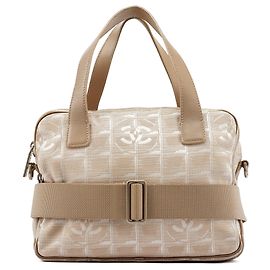 Chanel Bolsa 2-Way acolchoada em nylon e couro bege Bege