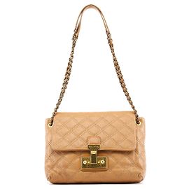 Marc Jacobs Schultertasche mit Klappe aus gestepptem Leder Tan Beige