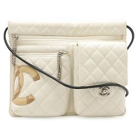 Bolsa de Ombro Chanel Cambon Line em Bezerro Macio Branco