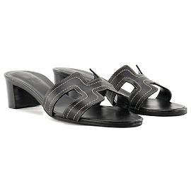 HERMÈS - Oasis Hermès Absatzsandalen aus glattem schwarzem Leder (T41) Schwarz