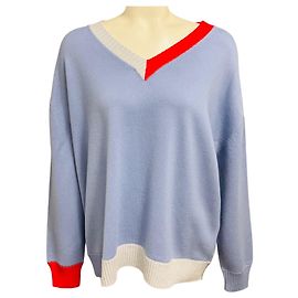 Barrie Langärmeliger V-Ausschnitt Kaschmir-Strickpullover in Periwinkle-Blau mit poppy-rotem Besatz Blau
