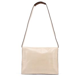 Miu Miu Bolsa de ombro com aba em couro craquelado marfim Branco
