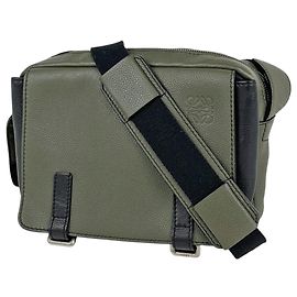 Borsa a tracolla in pelle Loewe Anagram Nero Verde