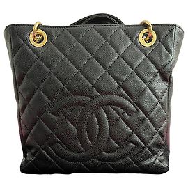 Chanel Saco Shopping Small em Couro Caviar Acolchoado Preto Preto
