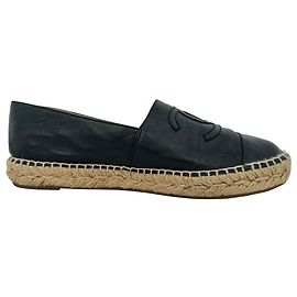 Espadrillas Chanel con logo CC intrecciato in pelle nera Nero