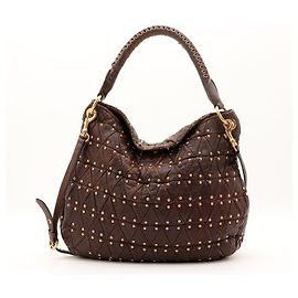 Miu Miu Bolsa Hobo em couro marrom com tachas Marrom