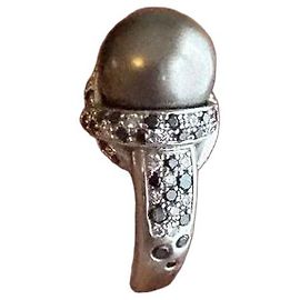 Anillo Mauboussin de Perla y Diamantes Gris Hardware de plata