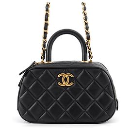 Borsa a mano Chanel Black Matelassé Mini Bowling Coco Mark in pelle Nero