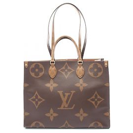 Saco Tote Louis Vuitton OnTheGo GM Monogram Giant Reverse Marrom