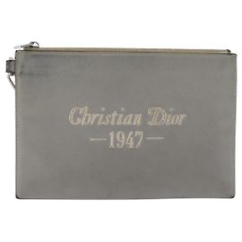 Clutch Christian Dior em couro Marrom