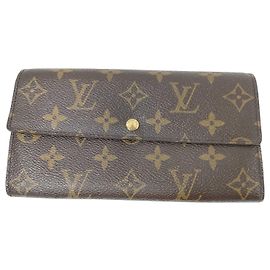 Louis Vuitton Sarah Monogram Canvas Compact Brown