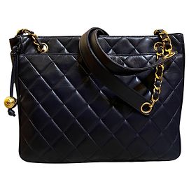 Bolso Tote Chanel 1994 de piel de cordero acolchada bicolor con cadena Coco Ball Otro