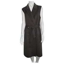 Fendi Sleeveless Wool Coat in Brown Brown