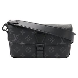 Cartera Colgante Louis Vuitton Monogram Eclipse Montsouris Castaño Negro Monograma