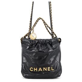 Bolso Chanel 22 Mini Coco Mark Negro