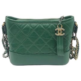 Bolsa Hobo Chanel em couro verde Verde