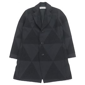 ISSEY MIYAKE Chester Wool Blend Coat Black