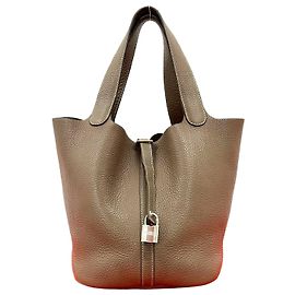 Hermès  mala Hermes Picotin Lock MM Taurillon Clemence Bege Taupe